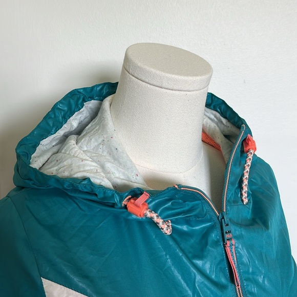 Women’s Pull&Bear Windbreaker Jacket - Picture 3 of 5